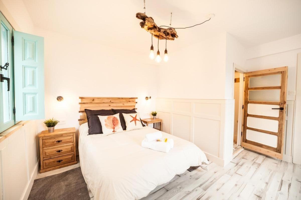 The Old Seaman Bed & Breakfast Celorio  Eksteriør billede