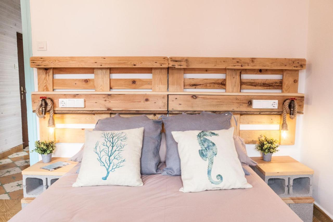 The Old Seaman Bed & Breakfast Celorio  Eksteriør billede